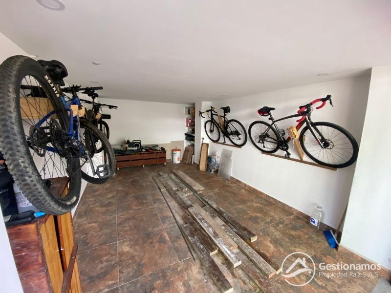 WhatsApp Image 2025-11-20 at 8.31.48 AM.jpeg